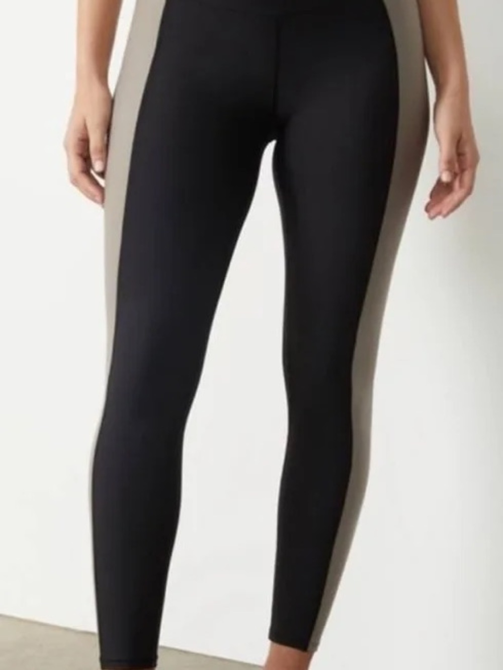 Abercrombie & Fitch YPB Black Leggings with Taupe Side Panels